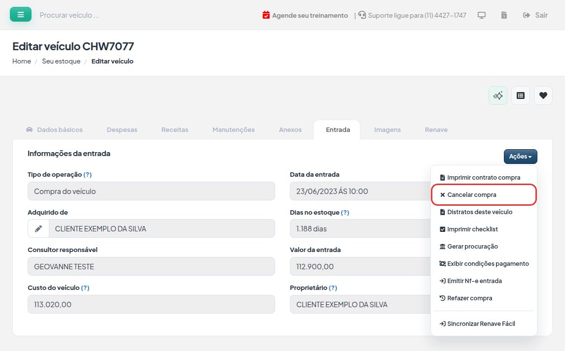 Ficha do veículo, aba Entrada, com o menu Ações aberto e a opção Cancelar compra destacada.